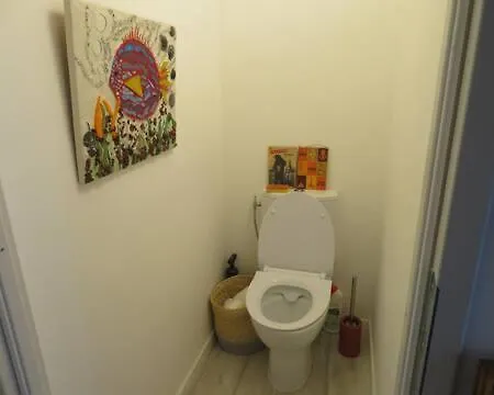 Apartment Quiet Cozy Nest In Town